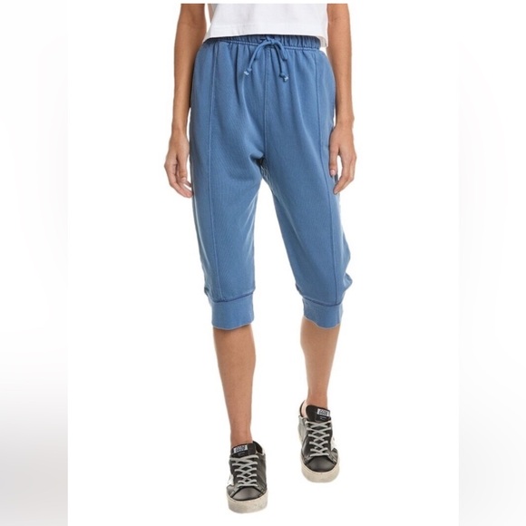 NWOT Free People FP Movement Best Of Cropped Jogger in Blue Flame Size Small - Picture 1 of 5